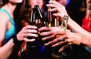 娱乐吃瓜酱浪漫喝酒,娱乐吃瓜酱的醉人时光